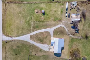 12880 N County Line, Ponder, TX 76259 - Photo 30