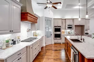 3524 Abes Landing Dr, Granbury, TX 76049 - Photo 10