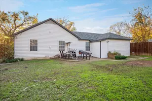 1702 Random Rd, Carrollton, TX 75006 - Photo 16