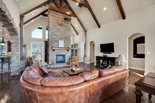 217 Hunter Pass, Waxahachie, TX 75165 - Photo 10