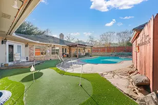 413 Blue Jay Ct, Bedford, TX 76021 - Photo 32