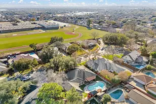 413 Blue Jay Ct, Bedford, TX 76021 - Photo 34