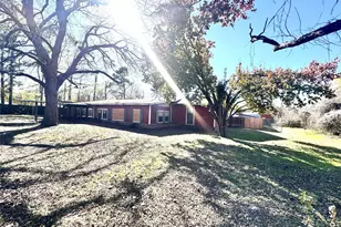 508 Lilac Dr, Granbury, TX 76049 - Photo 4