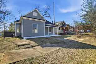 604 E Morton St, Denison, TX 75021 - Photo 2