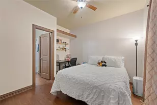 2410 S 2nd St, Waco, TX 76706 - Photo 8