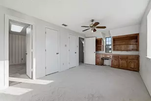 1205 N Creek Cir, Waxahachie, TX 75165 - Photo 24