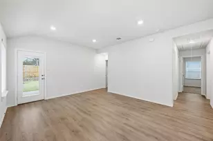 4306 Carnation Dr, Sherman, TX 75090 - Photo 8