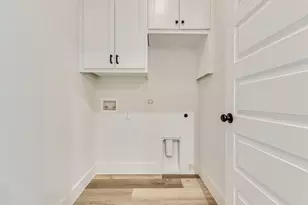 529 Berke St, Newark, TX 76071 - Photo 8