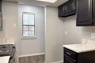 3635 Garden Brook Dr, Farmers Branch, TX 75234 - Photo 8