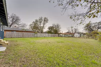 308 Avenue E, Ennis, TX 75119 - Photo 22