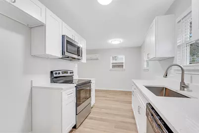 308 Avenue E, Ennis, TX 75119 - Photo 12