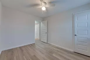 308 Avenue E, Ennis, TX 75119 - Photo 14