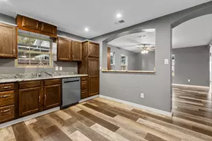 506 Orchard St, Bowie, TX 76230 - Photo 4