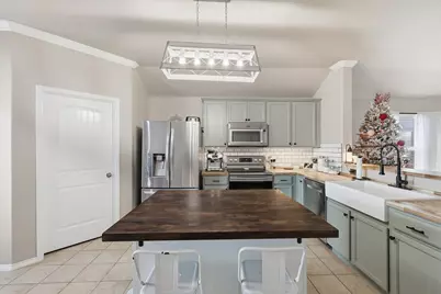 12321 Shine Avenue, Rhome, TX 76078 - Photo 6