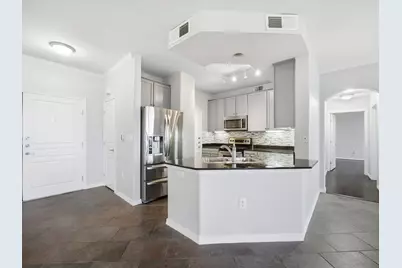 330 Las Colinas Boulevard E #614, Irving, TX 75039 - Photo 4