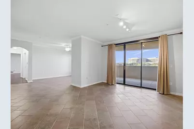 330 Las Colinas Boulevard E #614, Irving, TX 75039 - Photo 12