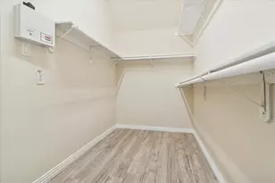 9333 Vista Cir, Irving, TX 75063 - Photo 22