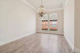 9333 Vista Cir, Irving, TX 75063 - Photo 8