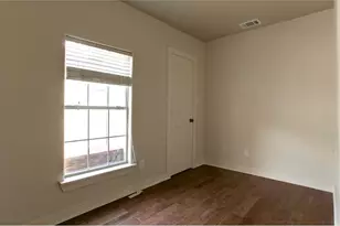 2103 Harrison Ave, Fort Worth, TX 76110 - Photo 6