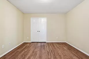 915 Hidden Oaks Dr, Burleson, TX 76028 - Photo 26