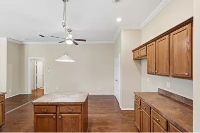 915 Hidden Oaks Drive, Burleson, TX 76028 - Photo 32