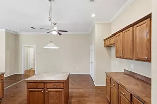 915 Hidden Oaks Dr, Burleson, TX 76028 - Photo 32