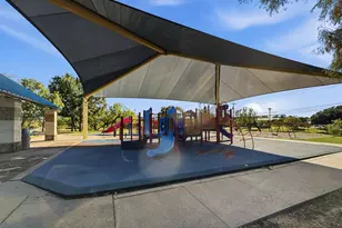 3718 W Rochelle Rd, Irving, TX 75062 - Photo 28