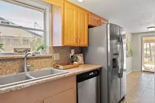 3718 W Rochelle Rd, Irving, TX 75062 - Photo 8