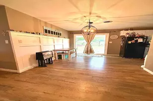 200 Arden St, Bowie, TX 76230 - Photo 6