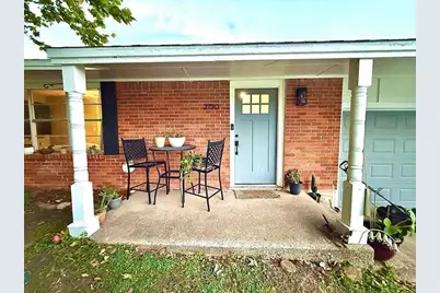 200 Arden Street, Bowie, TX 76230 - Photo 2