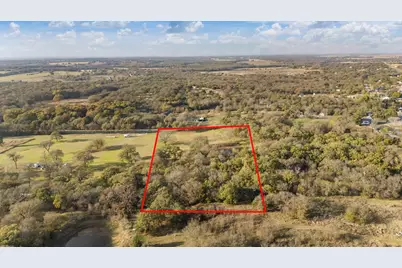 223 W Gaithings, Covington, TX 76636 - Photo 10