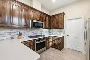 1300 Shards Ct, Corinth, TX 76210 - Photo 12