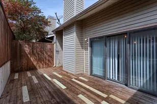 7450 Holly Hill Dr, Dallas, TX 75231 - Photo 26