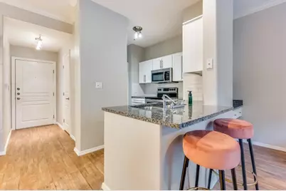 330 Las Colinas Boulevard E #140, Irving, TX 75039 - Photo 2