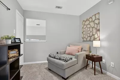 8615 Oak Valley Court, Irving, TX 75063 - Photo 24