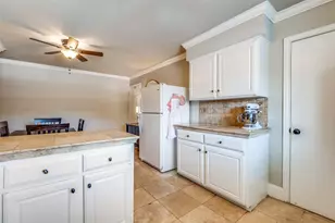 6353 Diamond Head Cir, Dallas, TX 75225 - Photo 14