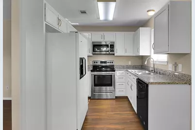 204 Wildcat Drive, Waco, TX 76705 - Photo 10