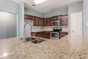 1524 Ballesteros Ct, Arlington, TX 76014 - Photo 6