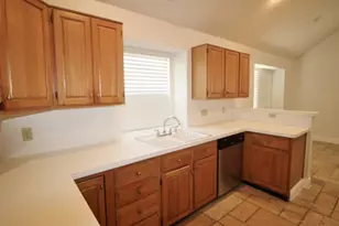 517 Tate Dr, DeSoto, TX 75115 - Photo 6