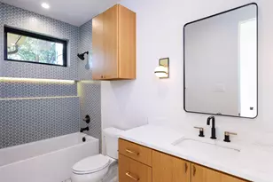 10142 Coppedge Ln, Dallas, TX 75229 - Photo 34