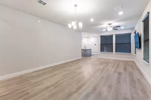 1515 Jackson St, Carrollton, TX 75006 - Photo 10