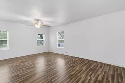 613 W Murray Street, Denison, TX 75020 - Photo 20