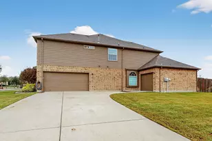 1600 Fence Post Dr, Fort Worth, TX 76052 - Photo 36