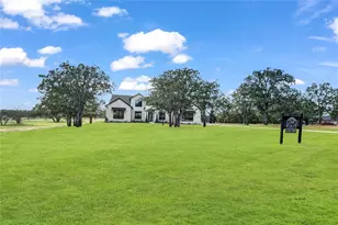 1035 Estancia Blvd, Weatherford, TX 76088 - Photo 8