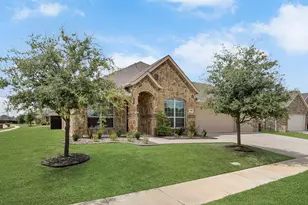 4905 Westlake Dr, Garland, TX 75043 - Photo 4