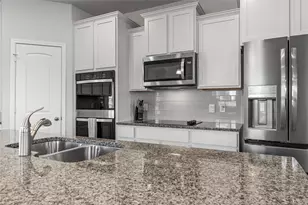 10761 Chesson Flts Dr, Waco, TX 76708 - Photo 12