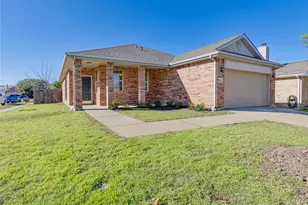 8701 Gaines Dr, Fort Worth, TX 76244 - Photo 2