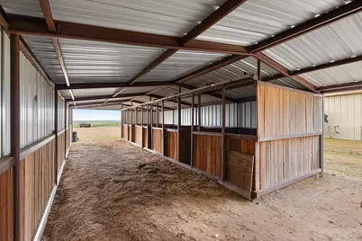 186 County Road 4430, Rhome, TX 76078 - Photo 38