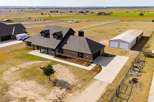 186 Co Rd 4430, Rhome, TX 76078 - Photo 1