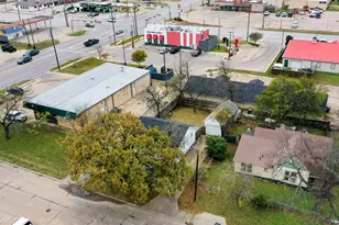 107 N Shawnee St, Ennis, TX 75119 - Photo 24